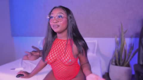 kishalove_ online show from November 19, 10:25 am