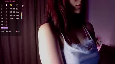Snapshot of kiss_me_kim chatting on October 14, 2:31 pm Kimberly online show from October 14, 2:31 pm