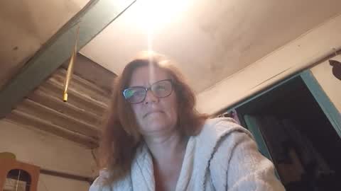 kissandvibe online show from September 21, 6:45 pm