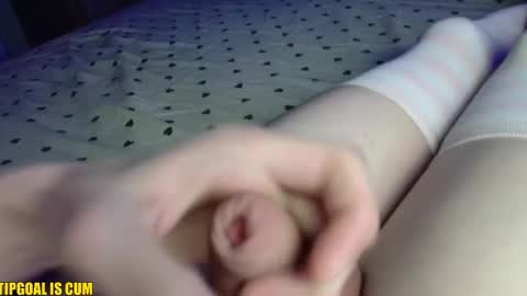 kisssssssssssss online show from February 17, 3:00 pm