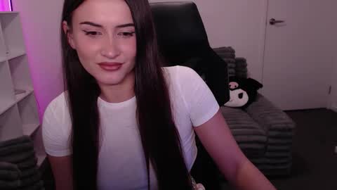 Cherri online show from February 2, 11:50 am