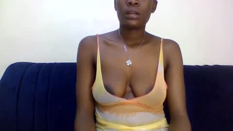 Snapshot of kissybabe01 chatting on October 13, 10:12 pm kissybabe01 online show from October 13, 10:12 pm