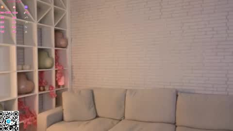 Tessa online show from April 29, 2:38 am