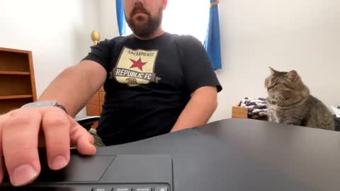 Hunter online show from October 4, 9:12 pm