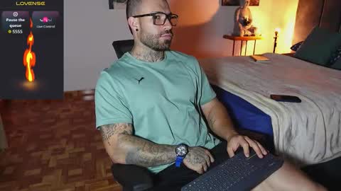 kite__ online show from March 17, 12:43 pm