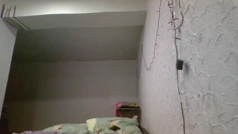 kiti_kitiss online show from February 15, 5:22 pm