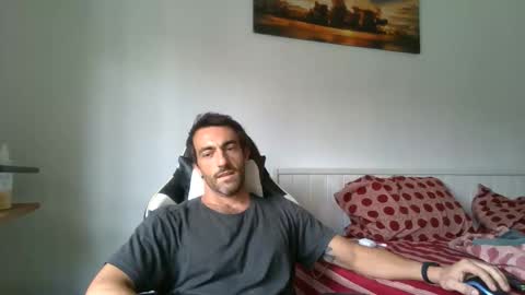 Steve Cocks online show from January 8, 3:40 pm