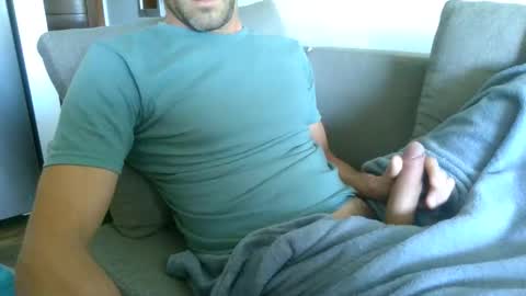 Snapshot of kitosssss chatting on March 8, 3:24 pm Steve Cocks online show from March 8, 3:24 pm