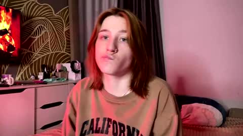 Tanesha online show from April 26, 3:09 pm