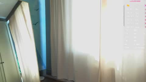 The sexy fox Kitsune online show from May 28, 7:28 am