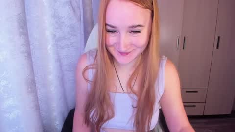 Snapshot of kitten_sun chatting on January 18, 8:20 am kitten_sun online show from January 18, 8:20 am