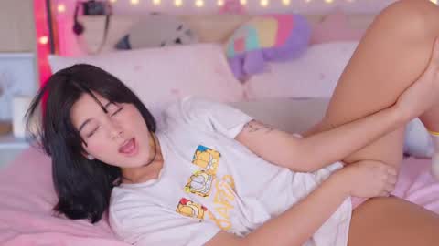      online show from November 9, 4:10 pm