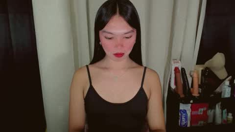 KITTY online show from February 3, 8:35 pm