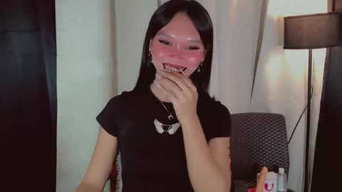 Snapshot of kitteylovesyou chatting on October 8, 11:10 pm KITTY online show from October 8, 11:10 pm