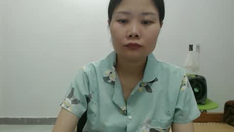 kitti_baby2x online show from April 5, 2:03 pm