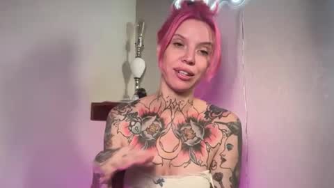 kittjones33 online show from August 2, 1:57 pm