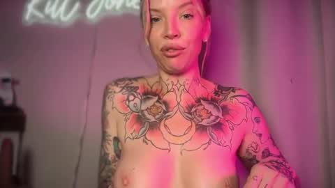 kittjones33 online show from July 21, 12:29 pm