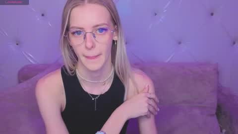 Kitty online show from May 17, 12:53 am