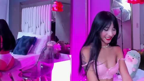 Snapshot of kitty_eliffe chatting on January 31, 2:04 am kitty online show from January 31, 2:04 am