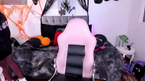 Kitty online show from October 30, 2:45 am