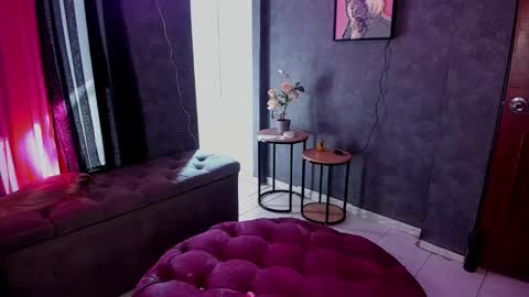 Sari bell online show from November 7, 1:02 pm