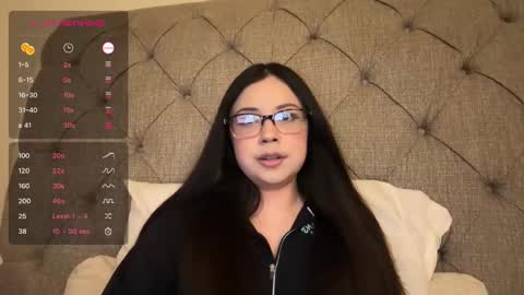 mia online show from January 26, 5:56 am