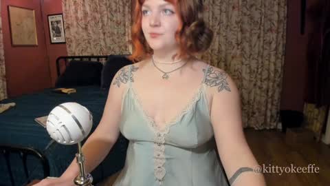 Snapshot of kittyokeeffe chatting on January 31, 1:22 am Miss Kitty OKeeffe online show from January 31, 1:22 am