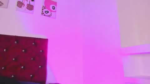 kitty online show from July 16, 6:44 pm