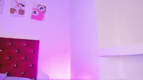 kitty online show from June 25, 6:35 pm