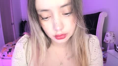 kittywantslove23 online show from October 2, 11:58 pm