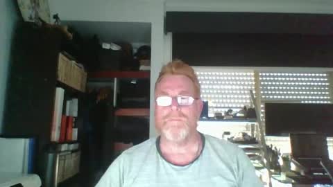 kiwi_boss61 online show from November 10, 4:15 am