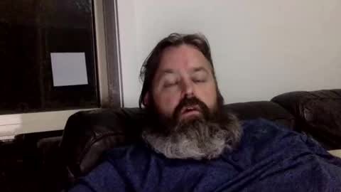 Kiwiabroad online show from December 11, 3:05 pm