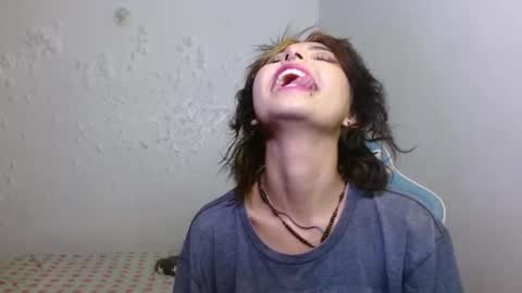 kiyu online show from January 11, 1:55 am