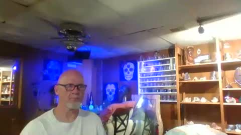 MrKleeen online show from October 7, 2:51 am