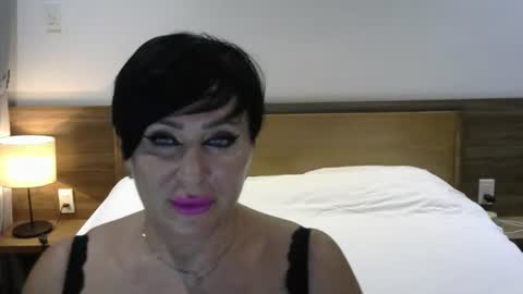 kleo901854860422 online show from October 15, 8:23 am