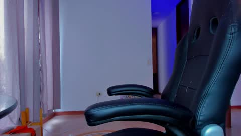 klinsmannwalton online show from October 24, 12:28 pm