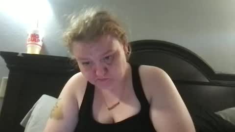 kmarie1196 online show from June 5, 11:37 am