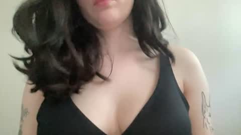 knextdoor online show from July 10, 6:45 pm
