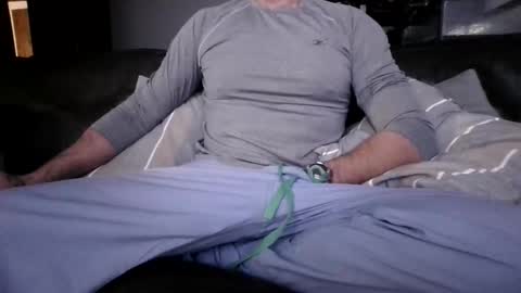 Knight3975 online show from November 14, 5:20 am