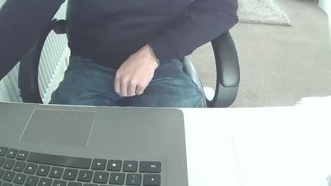 Snapshot of knobontour chatting on December 19, 1:07 pm knobontour online show from December 19, 1:07 pm