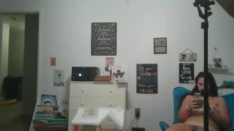 Snapshot of ko_rides chatting on September 24, 2:18 am ko_rides online show from September 24, 2:18 am