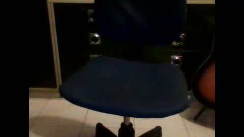 Snapshot of koalatap1984 chatting on October 19, 8:41 am koalatap1984 online show from October 19, 8:41 am