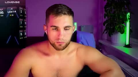 Sweet boy online show from October 25, 12:00 am