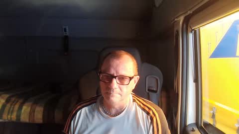 Snapshot of komputer123456789 chatting on December 8, 1:36 pm Bogdan online show from December 8, 1:36 pm