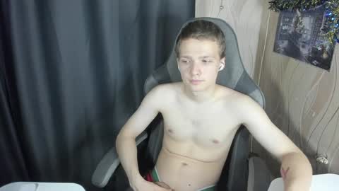 Snapshot of konnor_deviant chatting on December 27, 1:11 am konnor_deviant online show from December 27, 1:11 am