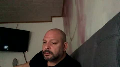 Kosta online show from January 2, 10:05 am