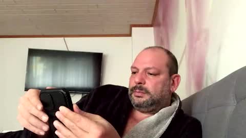 Kosta online show from December 4, 9:01 am