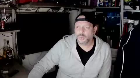 Kosta online show from December 3, 5:49 pm