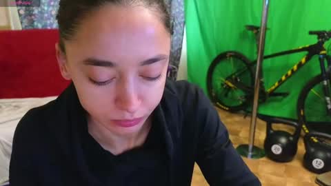 Gal online show from May 30, 7:18 am