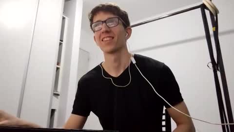 Facu online show from February 27, 8:18 am